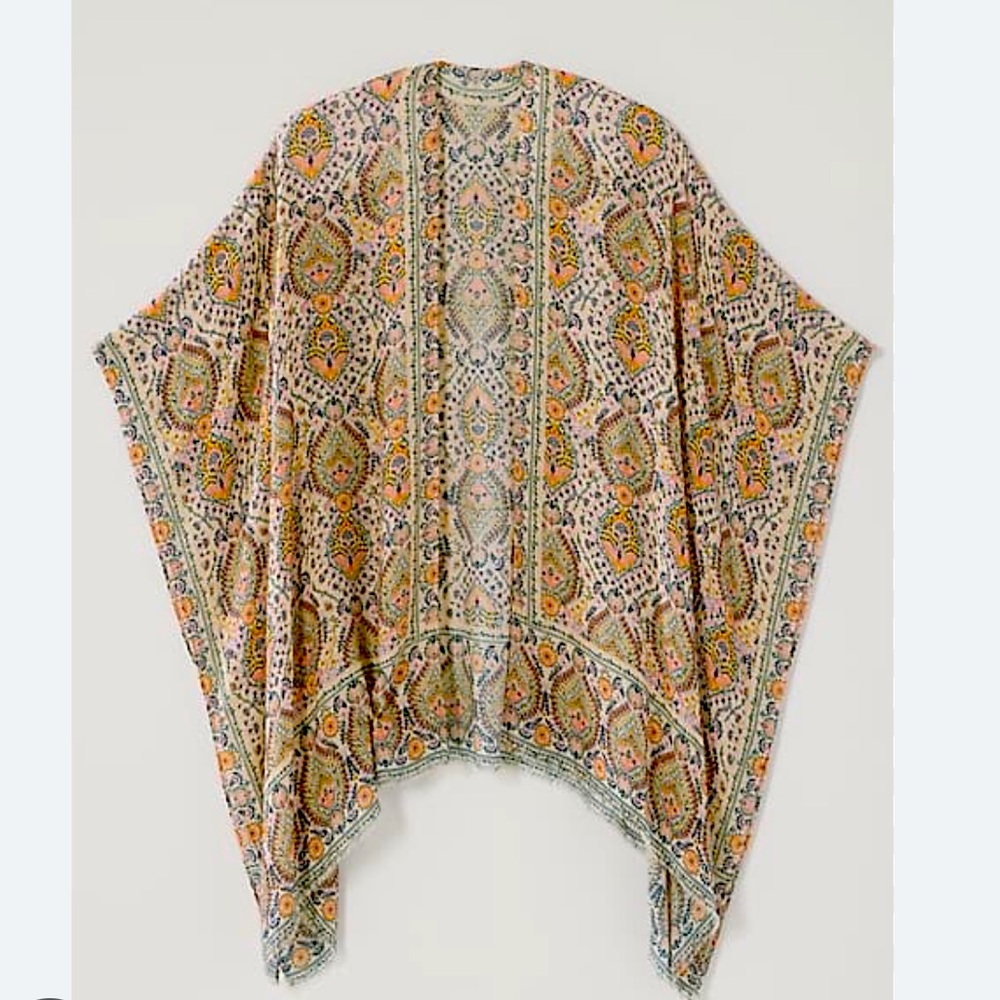 Soft Draped Ruana NWT